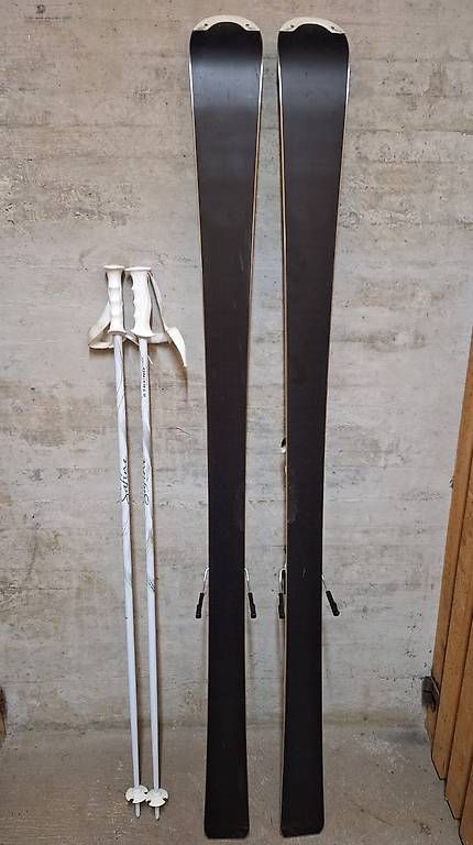 Skis: Skis Rossignol Attraxion 1 - 162 cm – D'occasion à Meyrin par jdhrx 1