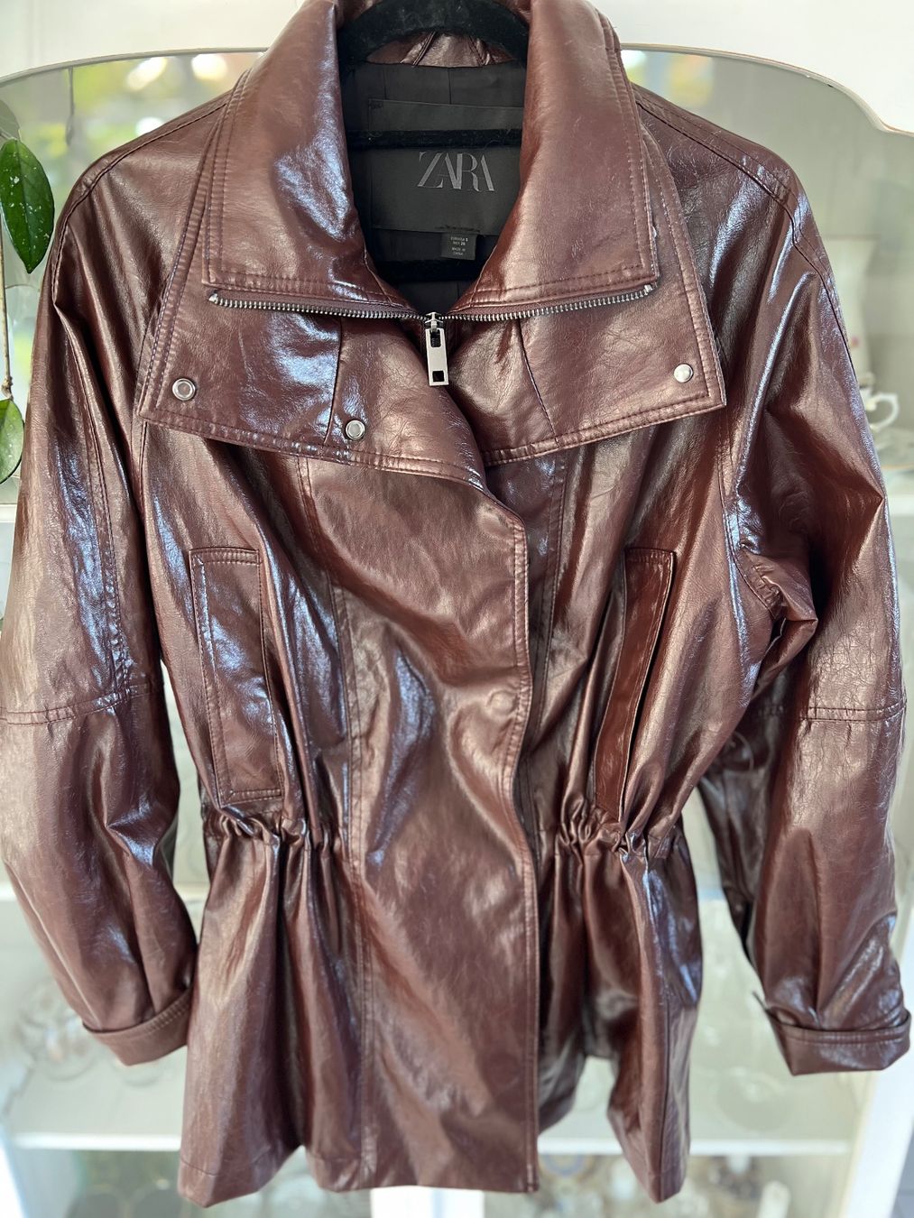 Zara Giacche: Zara Jacke Oversize im Lederlook, Gr. S Braun – Nuovo (secondo la descrizione) da Ebmatingen venduto da Mistelu