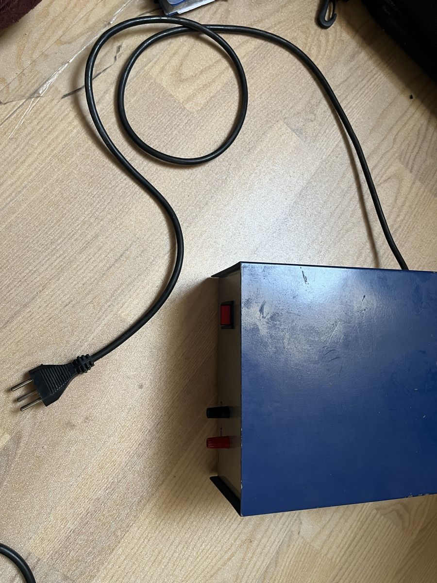 Elettrotecnica: Alimentation stabilisée 13V/6A – Usato da Penthalaz venduto da salvodj 4