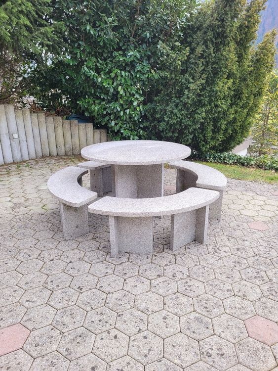 Garten Granittisch, Steintisch mit 4 Sitzbänke Kaufen auf Ricardo