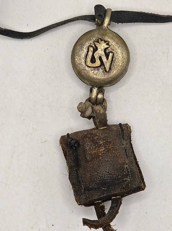 Ciondoli: Glücksbringer - Amulett - Tibet – Usato da Basel venduto da Shankar 1