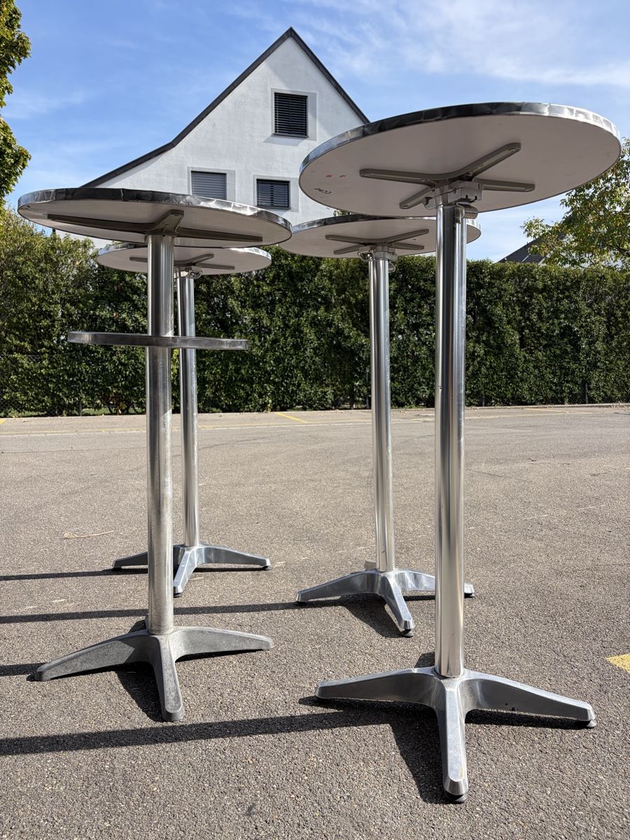 Set de table et chaises: 4 Bartische – D'occasion à Otelfingen par StevieCH 2