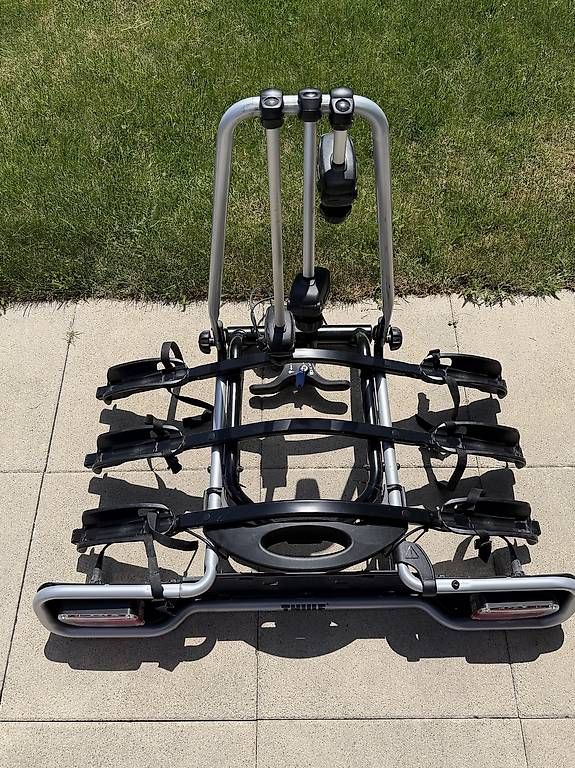 Balken: Porte-vélos (3 vélos) Thule  – Gebraucht aus Bevaix von vre_gt82