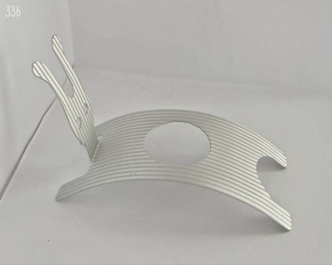 Altre Stoviglie: Origineller Eierbecher aus Aluminium – Usato da Dietikon venduto da Magi2 1
