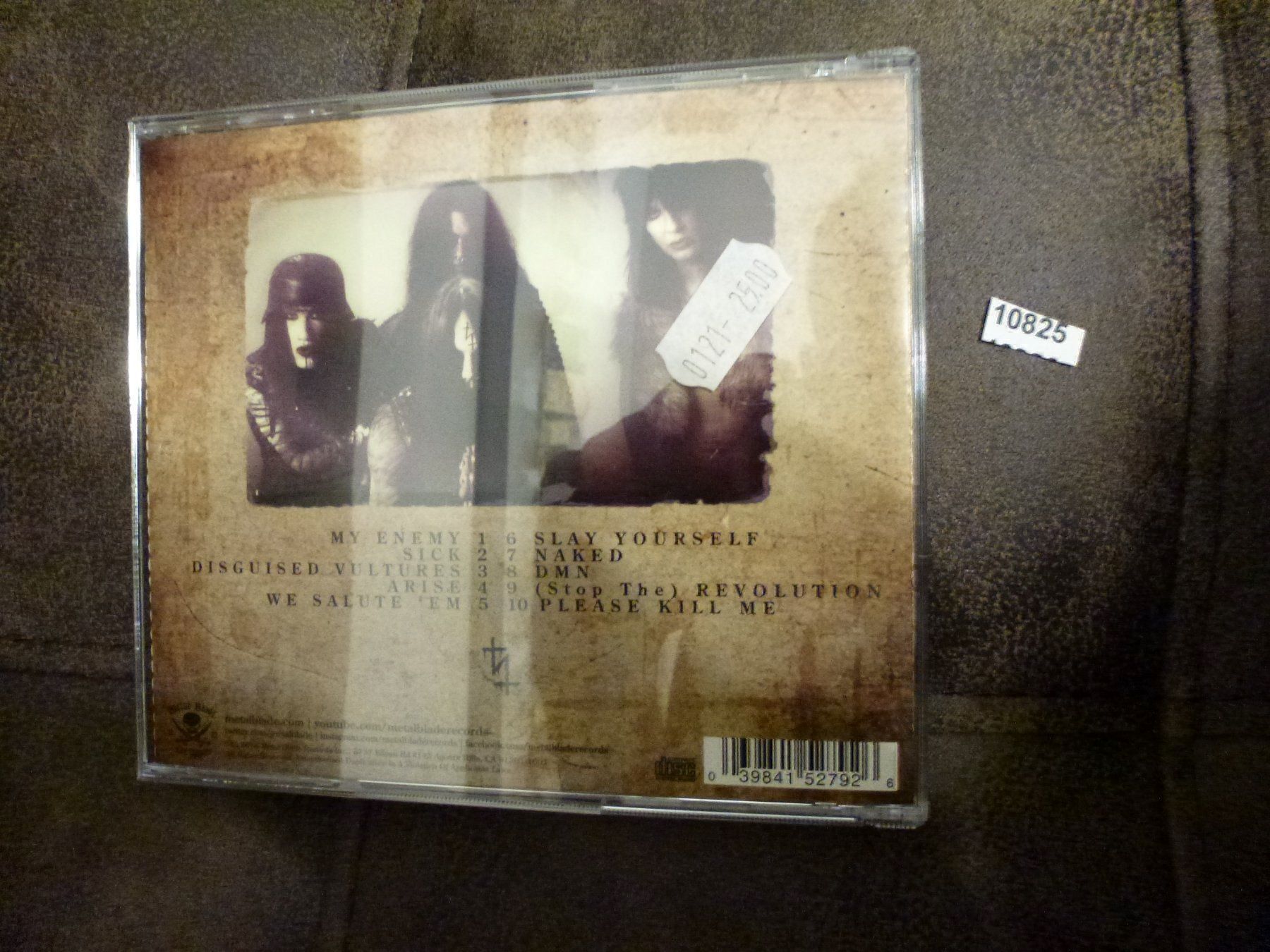 CDs: Sister - Disguised Vultures CD – Gebraucht aus Olten von Disc-Ausverkauf 1