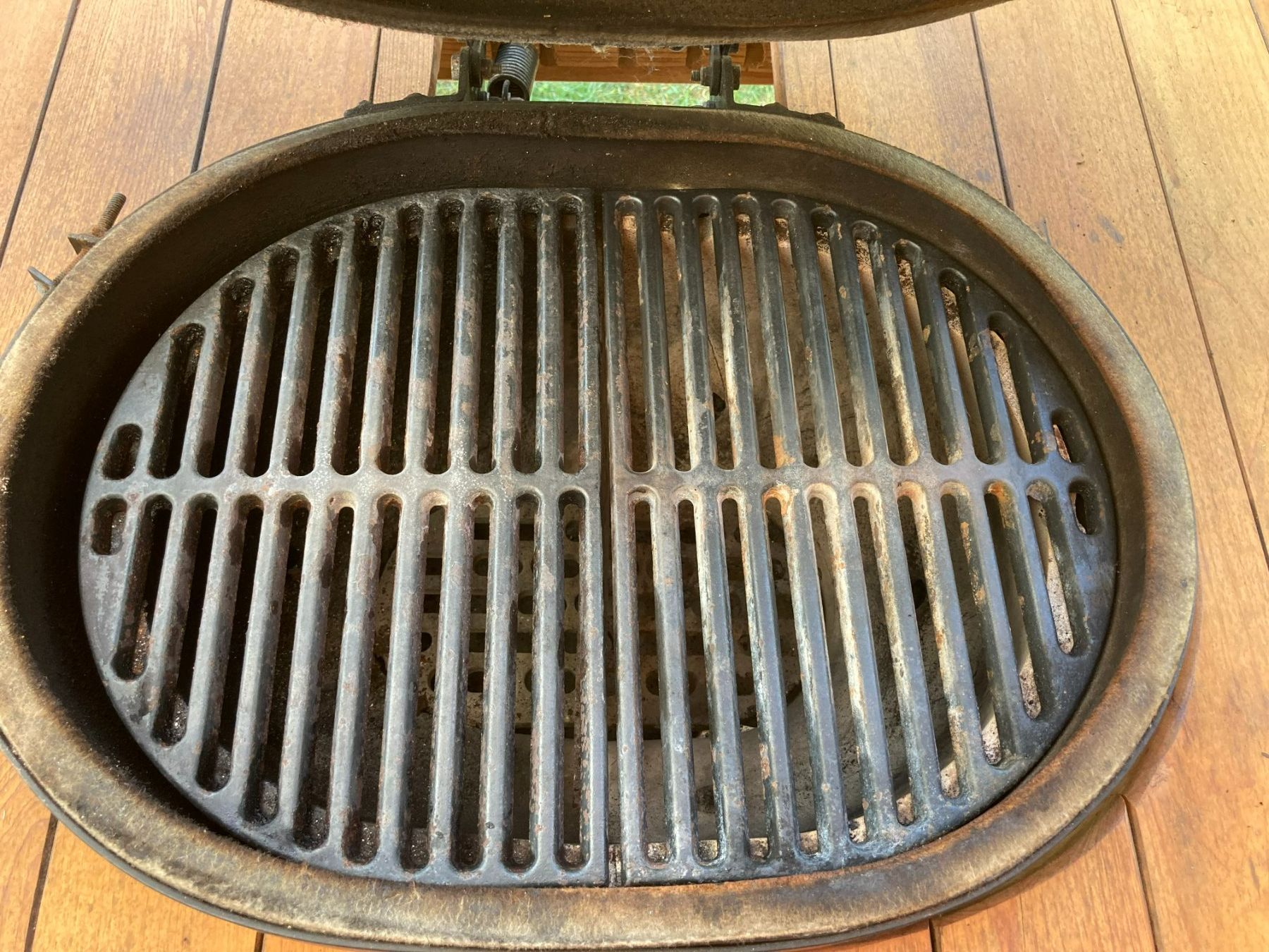 Grils: Holzkohle Grill Primo Junior – D'occasion à Reinach BL par Sanaya 1