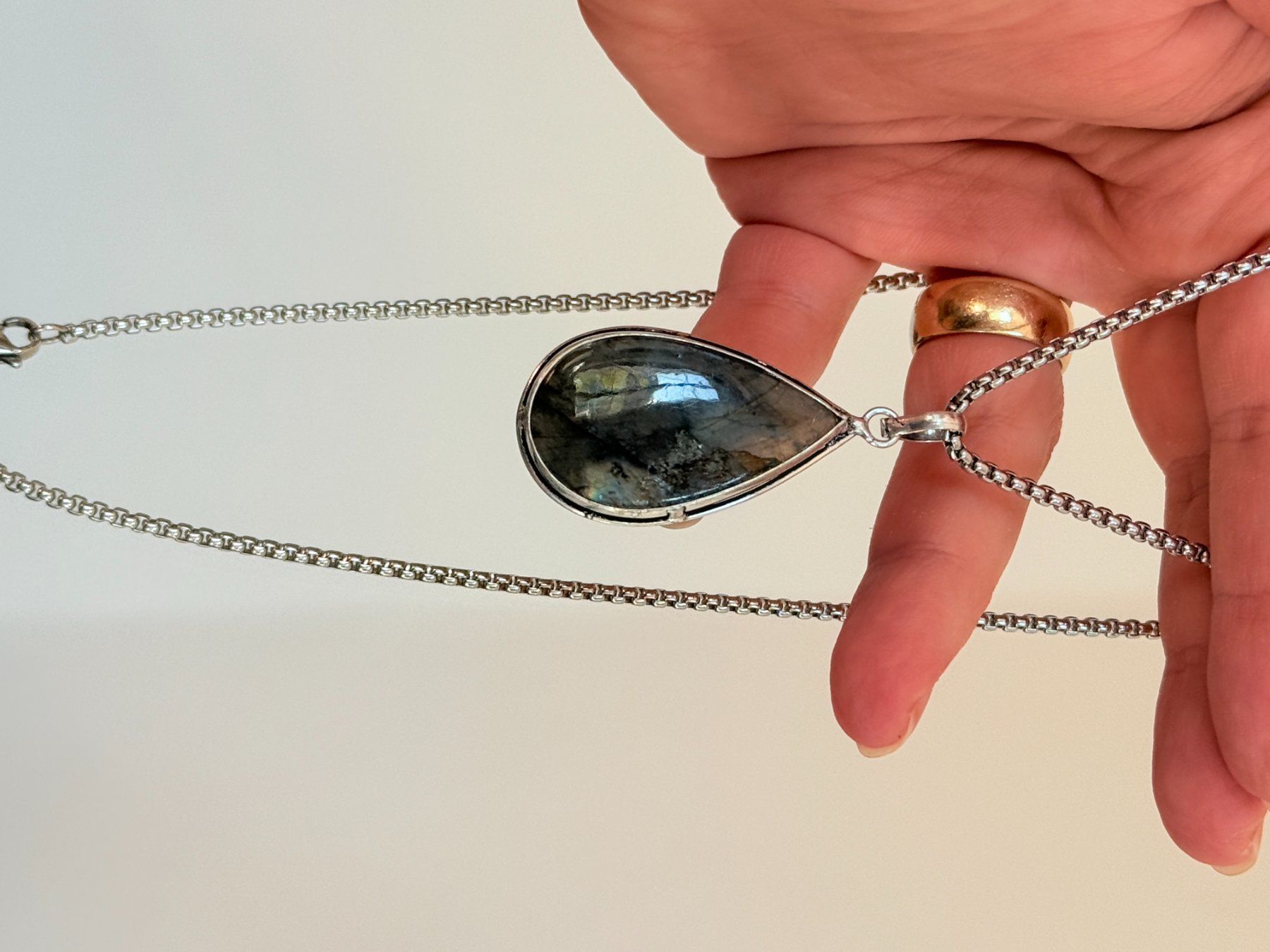 Ketten: Collier avec Labradorite – Neu und originalverpackt aus Genève von AWWA 8
