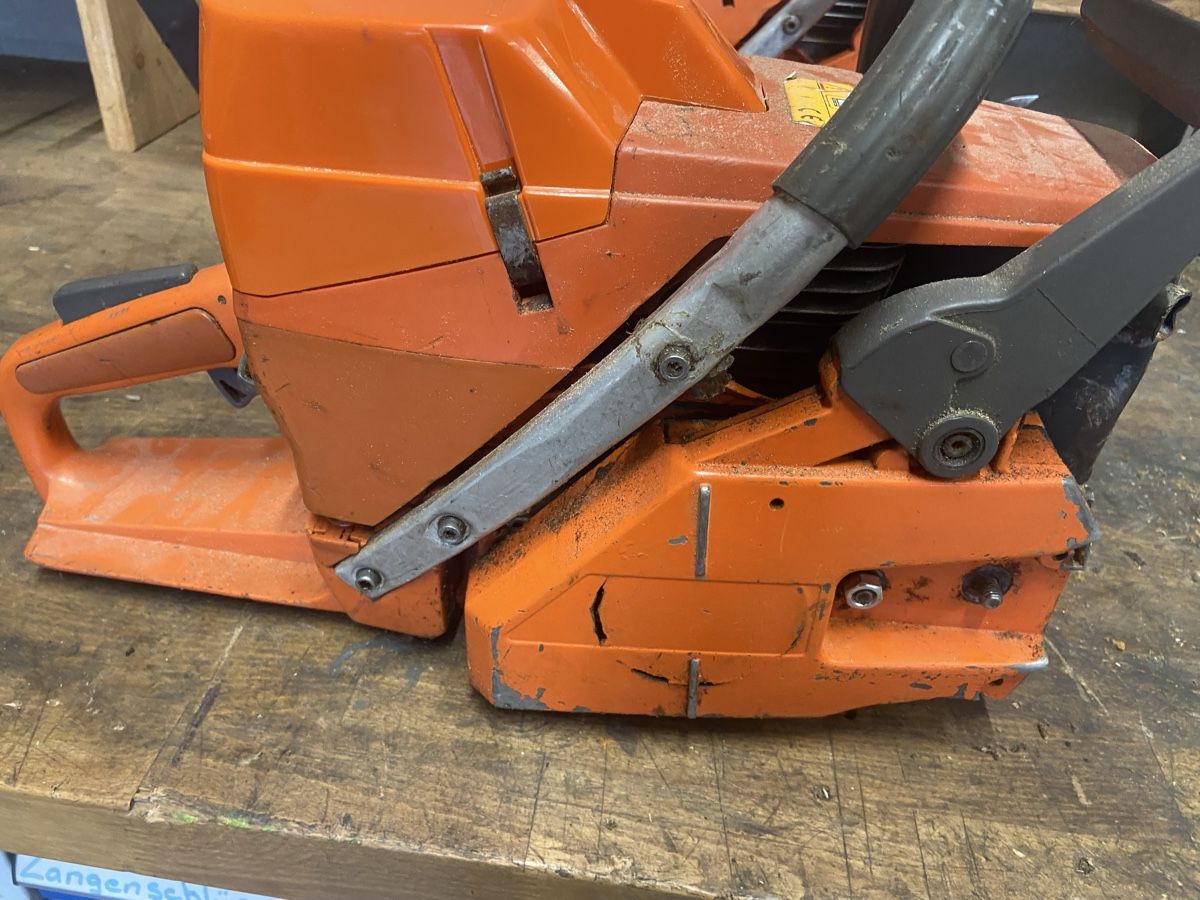 Husqvarna Seghe: Husqvarna – Usato da Gurmels venduto da T7.220 1