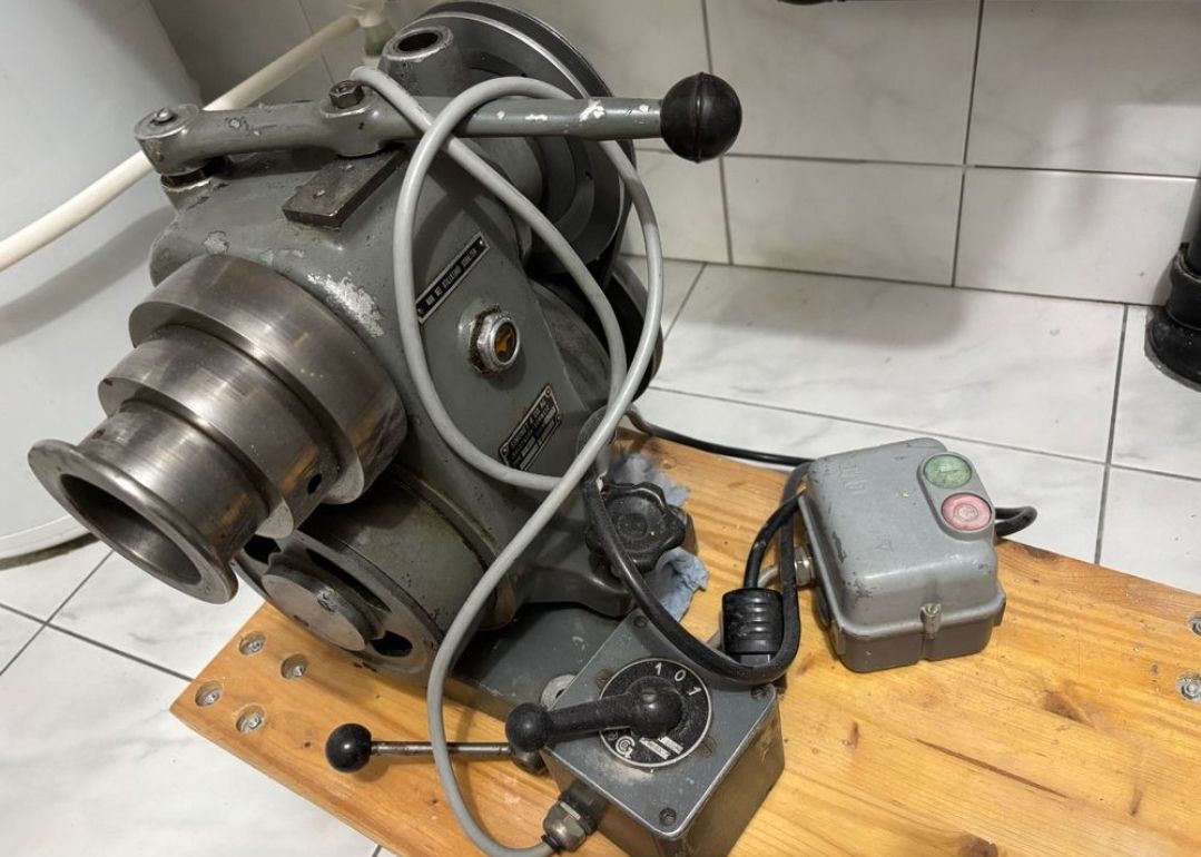 Altro per industria metallurgica: Schaublin 102 Antrieb – Usato da Monthey venduto da ric_x2sl 2