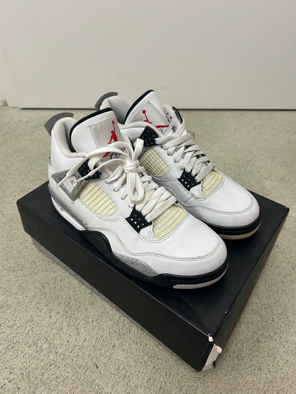 Jordan Herrenschuhe: Nike Air Jordan 4 Retro OG – Neu und originalverpackt aus St.Gallen von y.vrn1