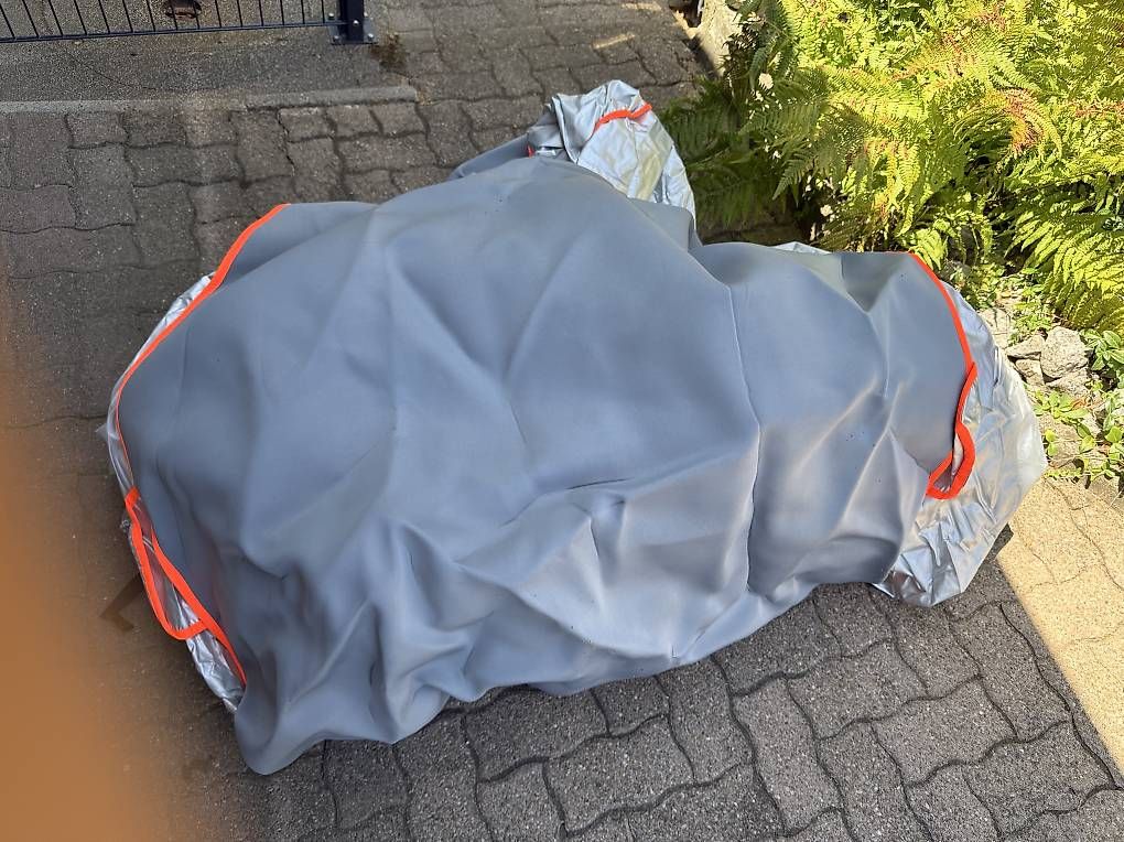 Coperture: Hagelschutzabdeckung für Kombi – Usato da Oberwangen b. Bern venduto da Tomw1
