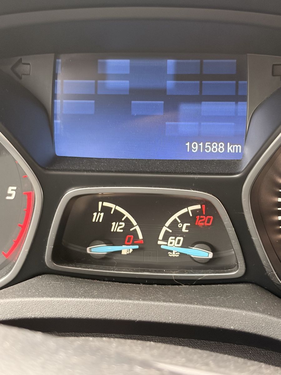 Ford Automobili: Ford Kuga 2.0 TDCi 4x4 – Usato da Tuttwil venduto da Tuttli75 6