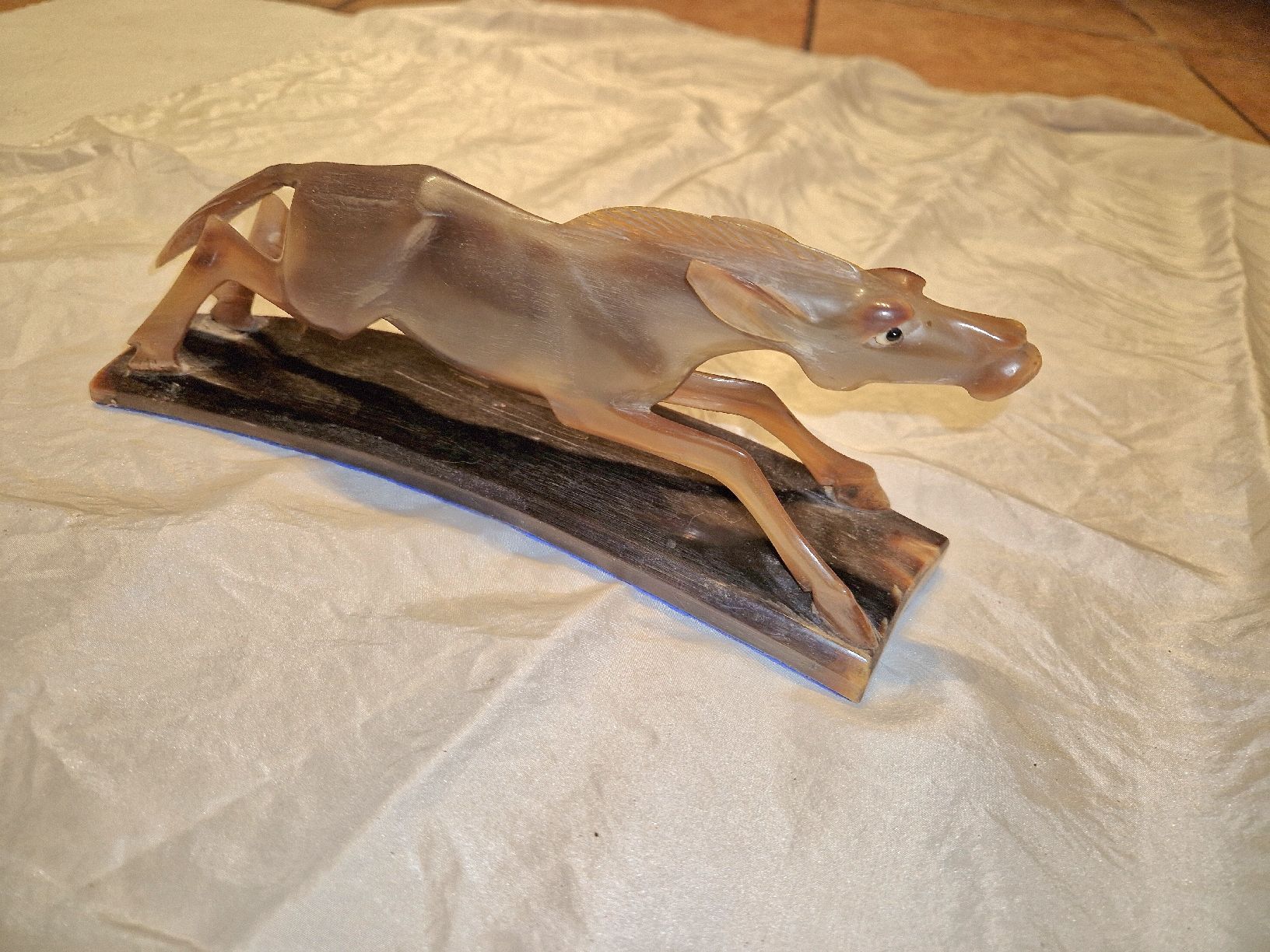 Sculture & Statue: Horn-Pferd Figur, Handschnitzerei, Deko . – Usato da Willisau venduto da mar_j55v 5