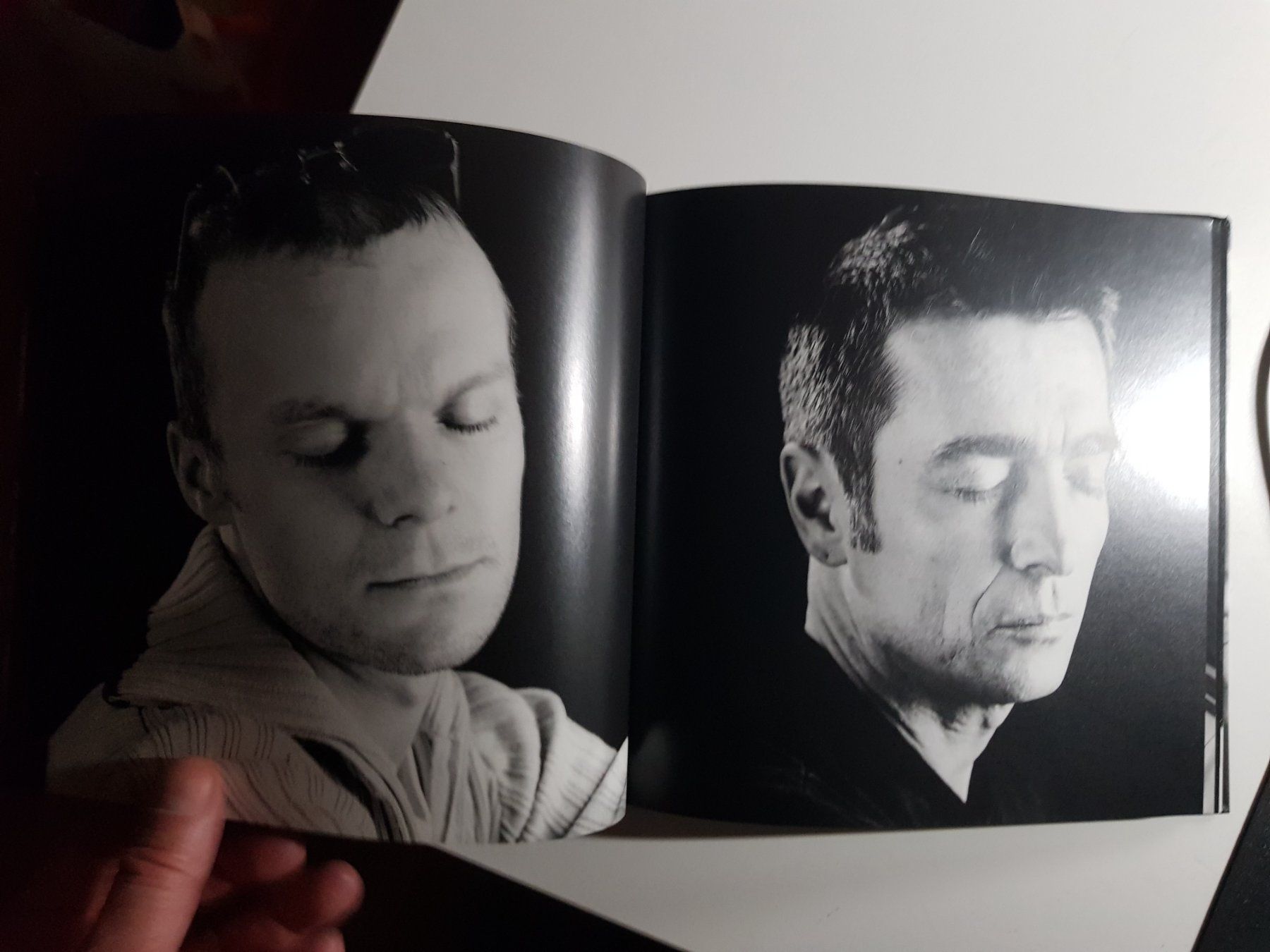 Livres: Buch: Strahlende Lider -Edition Patrick Frey Christian Lanz – D'occasion à Walterswil BE par Lonitti 6