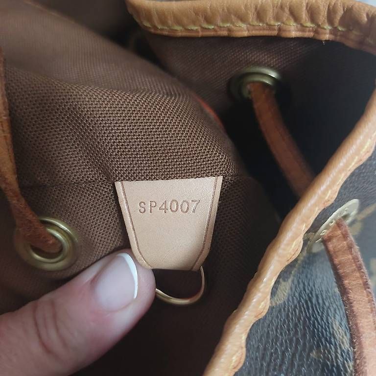 Zaini: Louis Vuitton Rucksack Montsouris GM – Usato da Tägerwilen venduto da AngelaMiranda 4