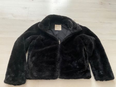 Schwarze Kuscheljacke 152