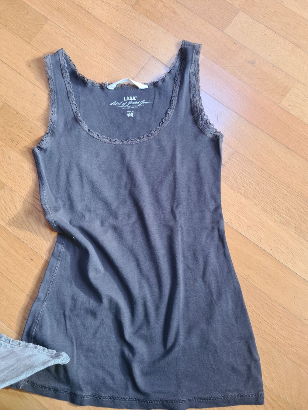 Volcom Lotti di vestiti: VOLCOM Jeans ,Hosenanzug und Top gr.M – Usato da Ferden venduto da jemyce 6