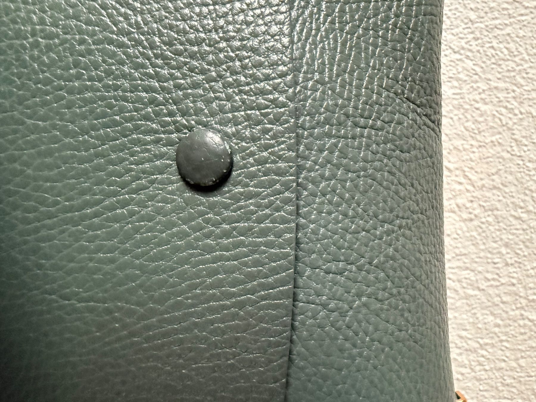 Coccinelle Taschen für Damen: Coccinelle Tasche grün – Defekt aus Kloten von ble_78dj 3
