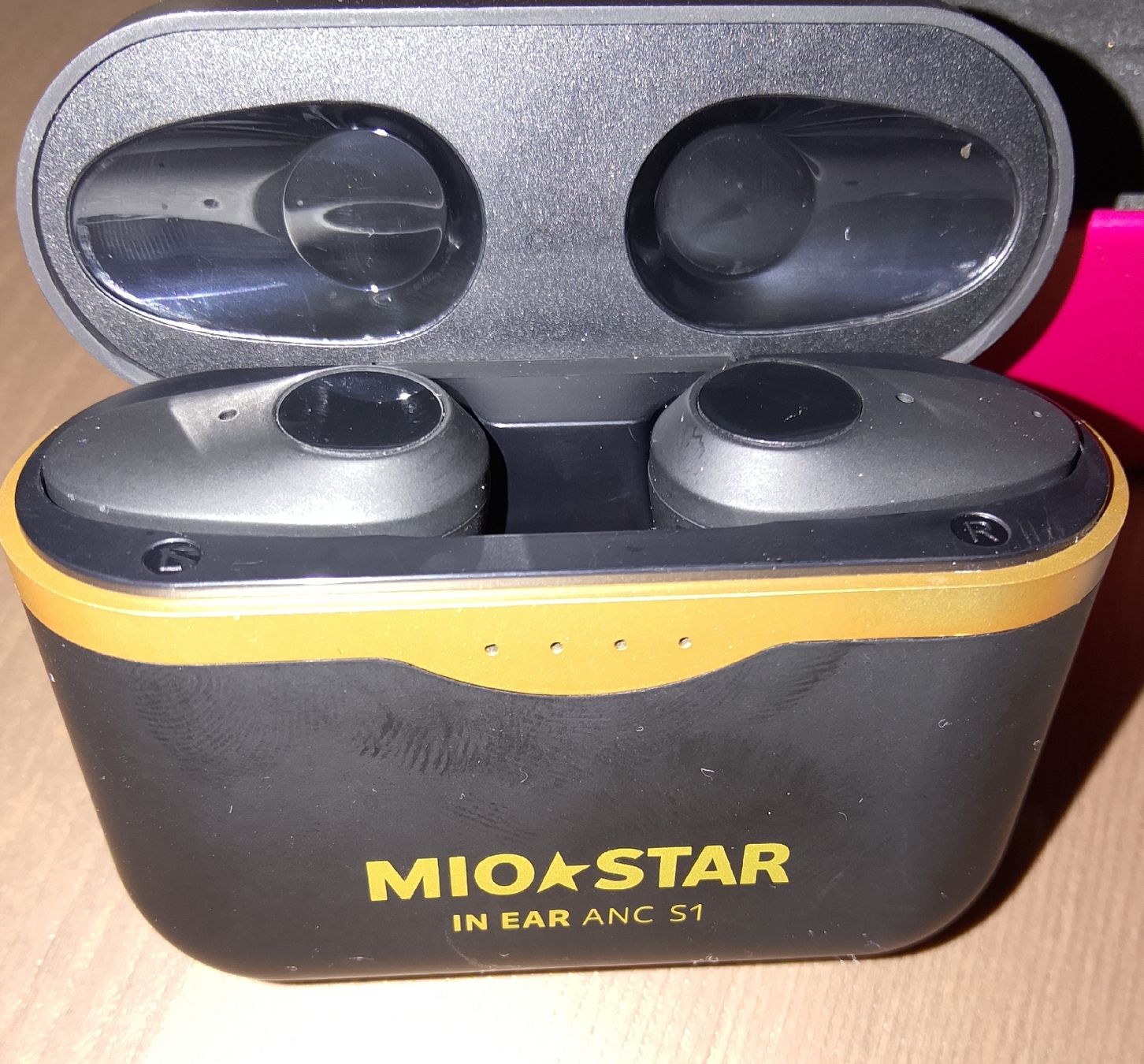 Kopfhörer: KOPFHÖRER MIO-STAR – Neu und originalverpackt aus Basel von bul_kb99