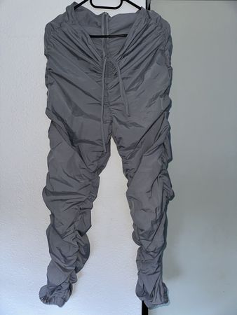 Damenhose grau gerafft mit Kordelzug guter Zustand