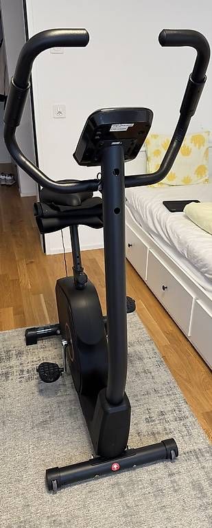 Vélos d'appartement: Ergometer Hammer XT6, inkl. Bodenmatte – D'occasion à Reinach BL par A.N91 1