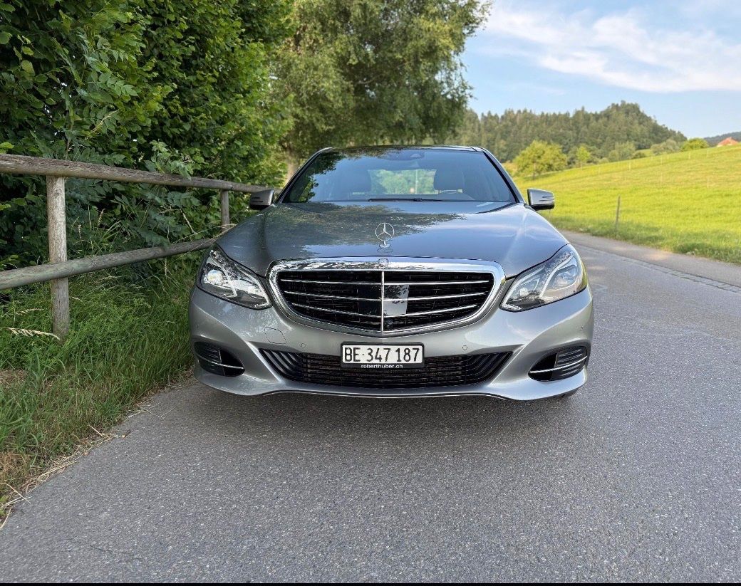 Mercedes-Benz Automobili: Mercedes Benz E400 4 Matic ab MFK – Usato da Uetendorf venduto da Sim83 1