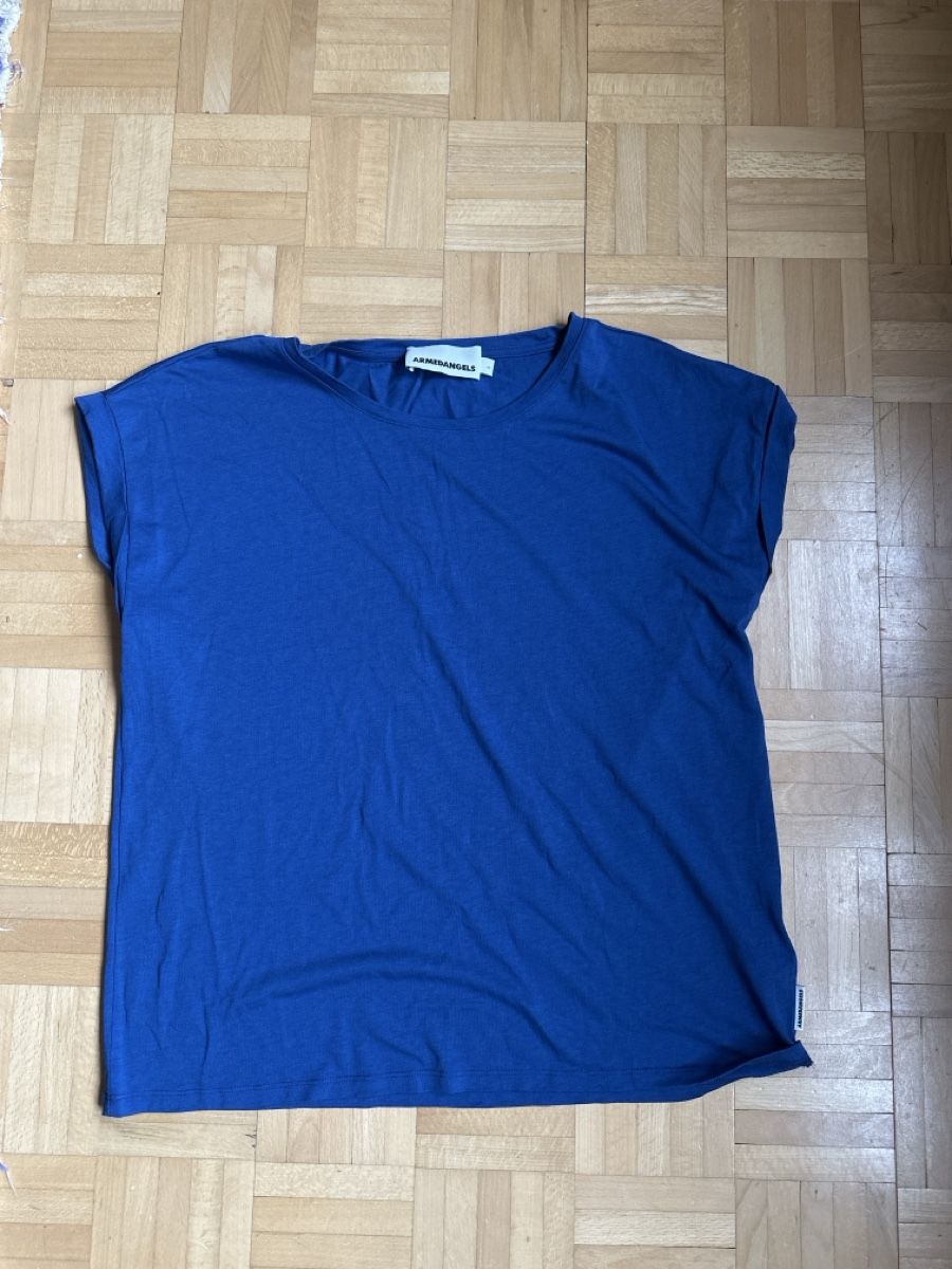 Armedangels T-shirt: Tshirt Armedangels – Usato da Zuerich venduto da Christina.h