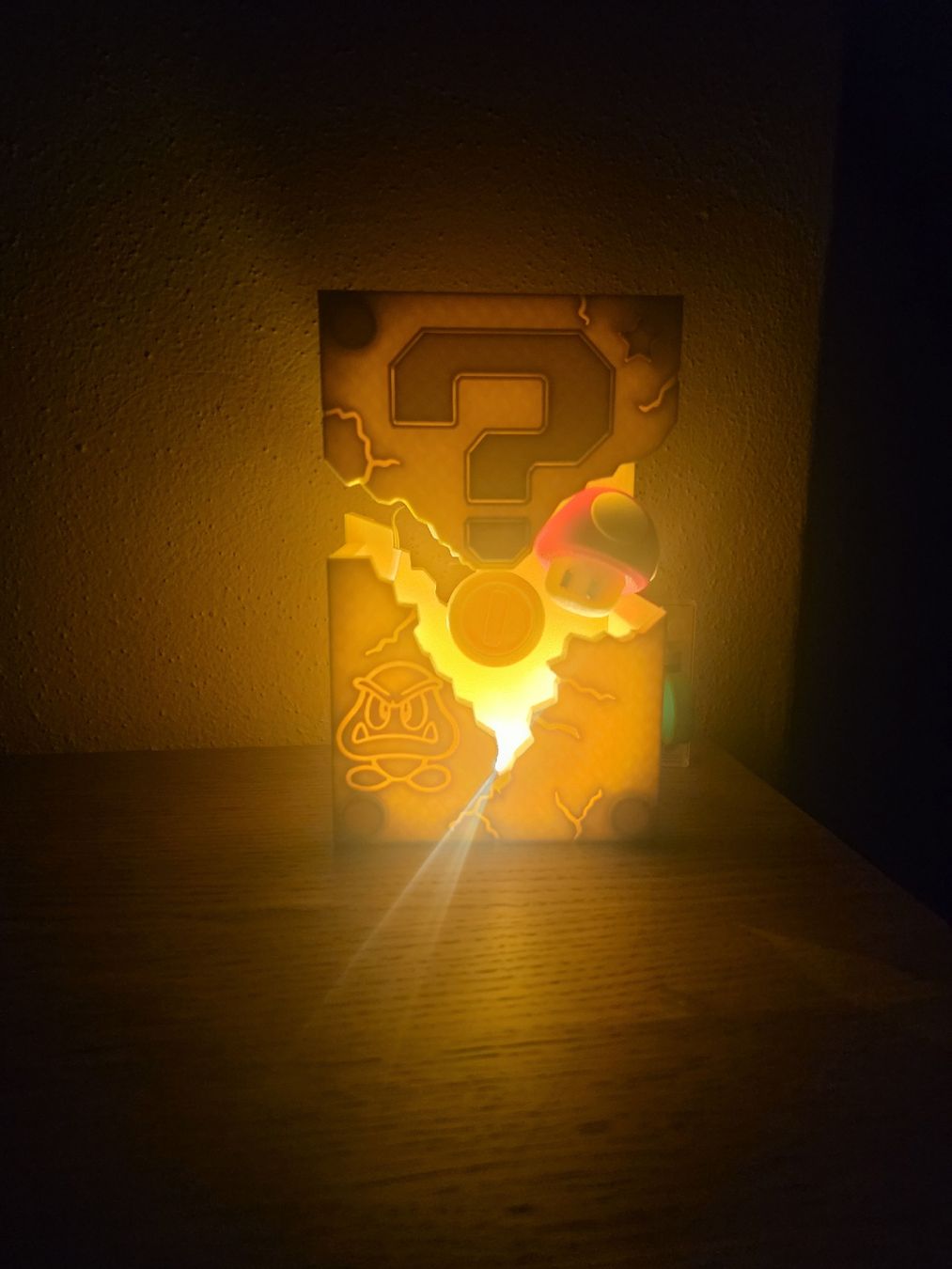 Lampade: Lampada Super Mario Question Block LED | Stampa 3D  – Nuovo (secondo la descrizione) da Figino venduto da dif_2gsf 1