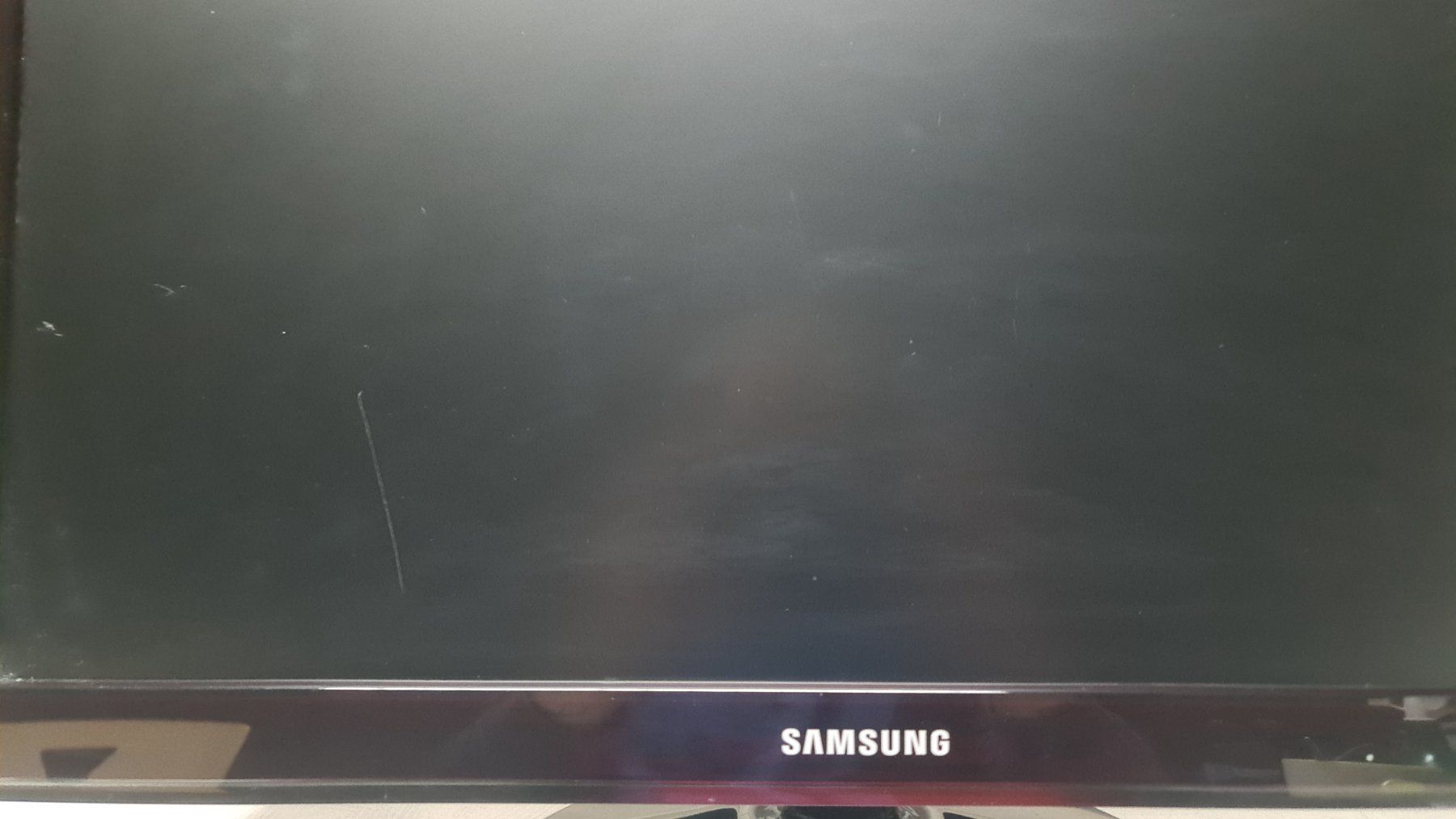 Samsung Monitore: Samsung 24 Zoll PC Bildschirm – Gebraucht aus Uerkheim von Justi.y 3