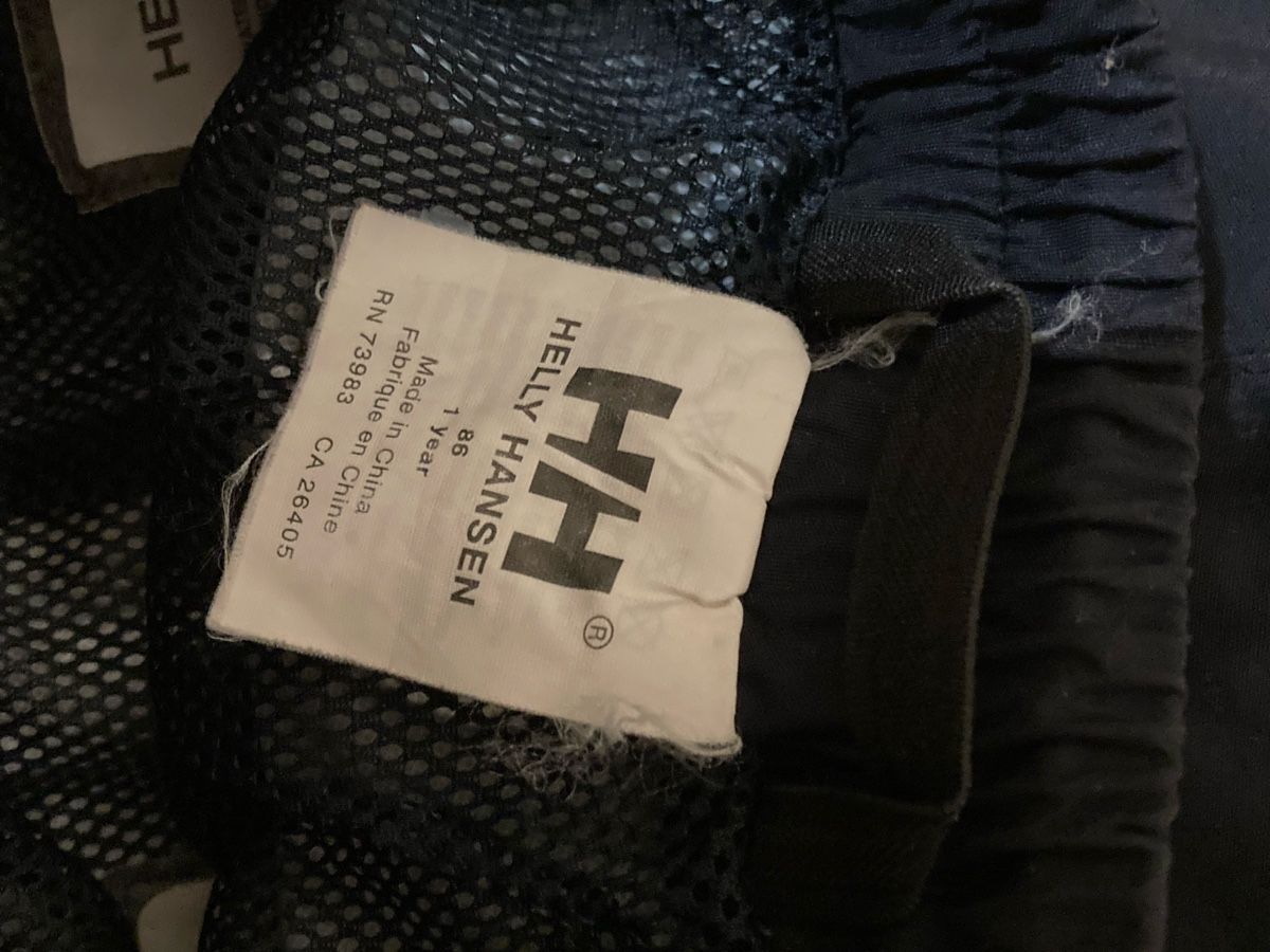 Helly Hansen Hosen: Regenhose Grösse 86 Helly Hansen – Gebraucht aus Zürich von Ekka 1