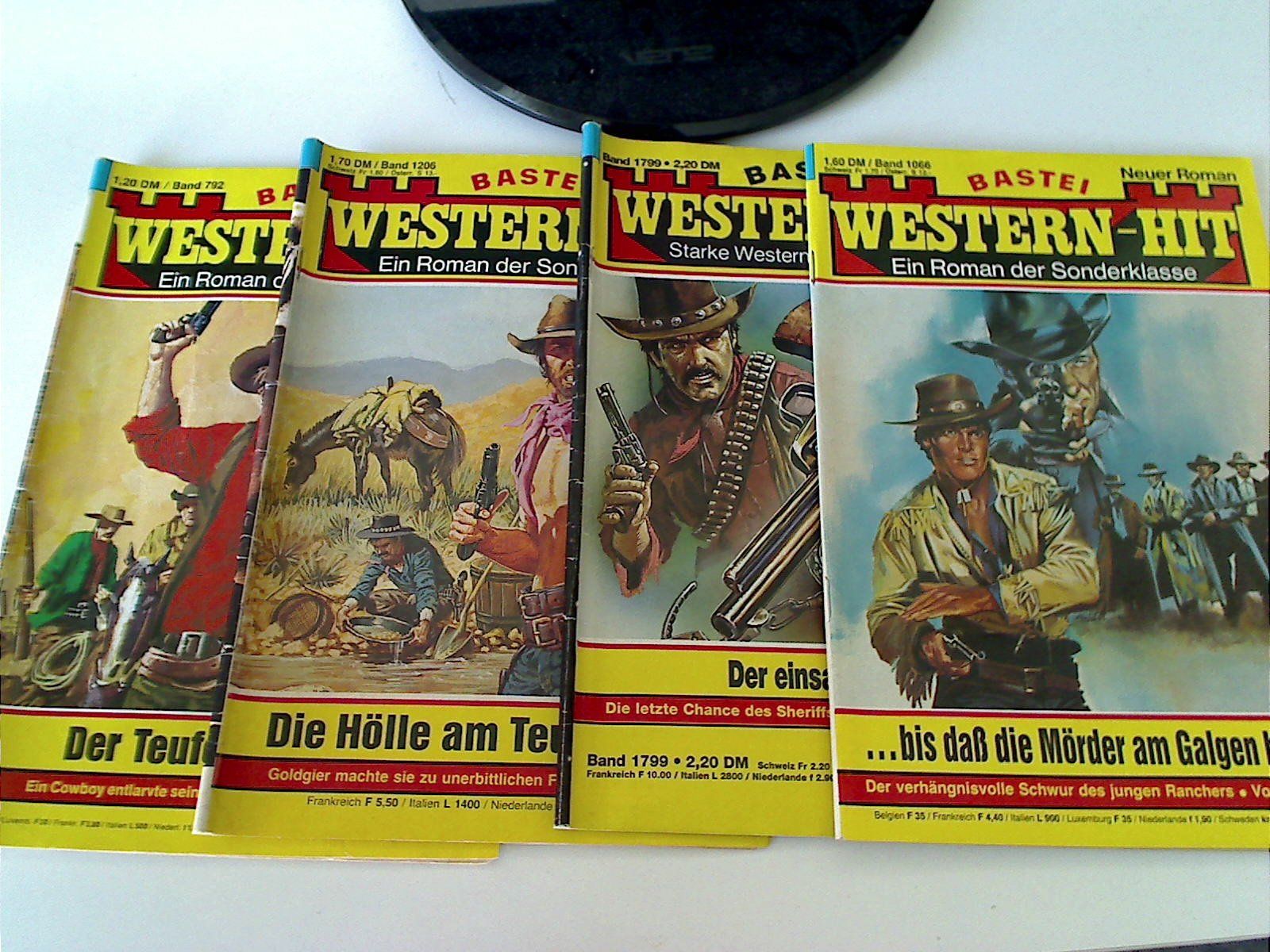 Libri: Western:Div.Einzelhefte 60 Stück – Usato da Siebnen venduto da Western-Roman 6