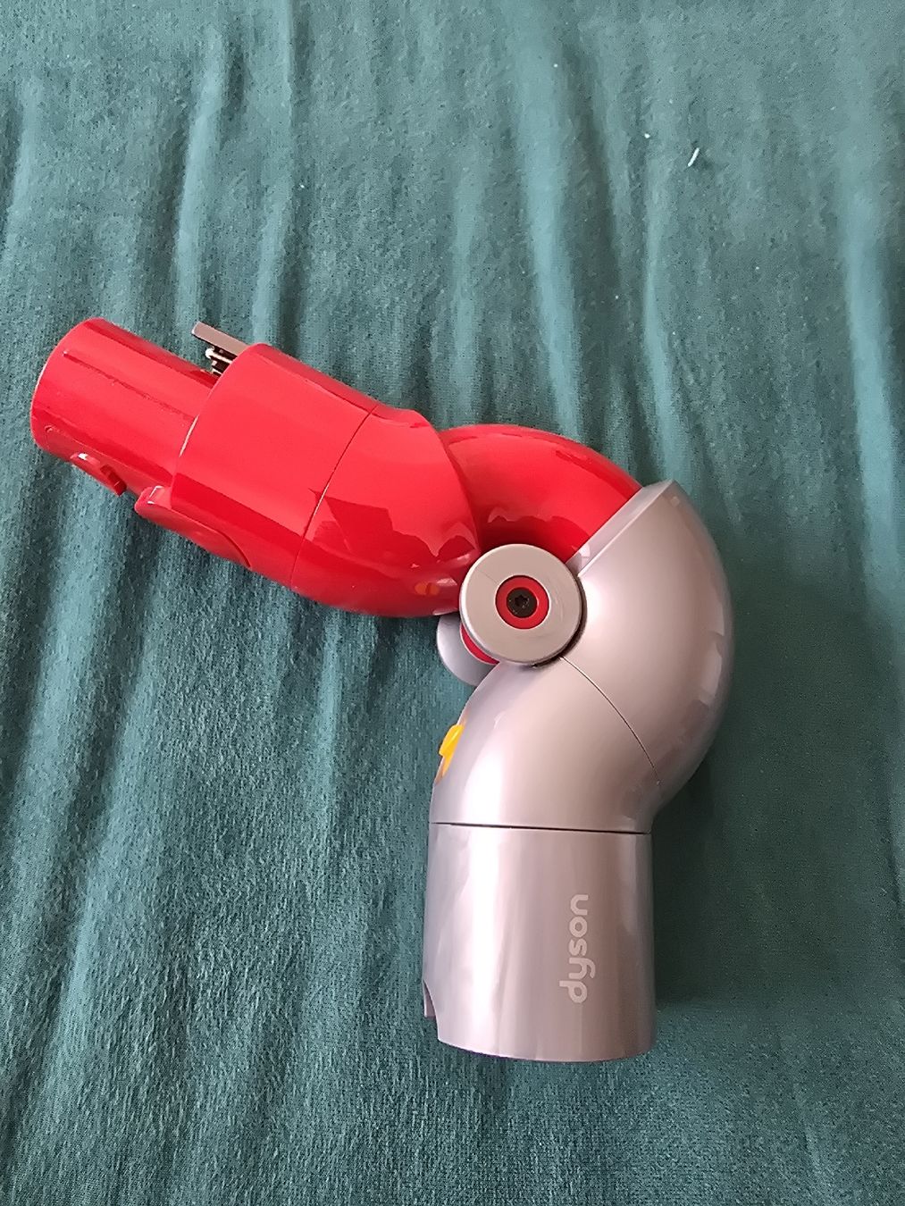 Dyson Staubsauger & Zubehör: dyson accessoires flexible meuble bas – Gebraucht aus La Chaux-de-Fonds von Elissa 1