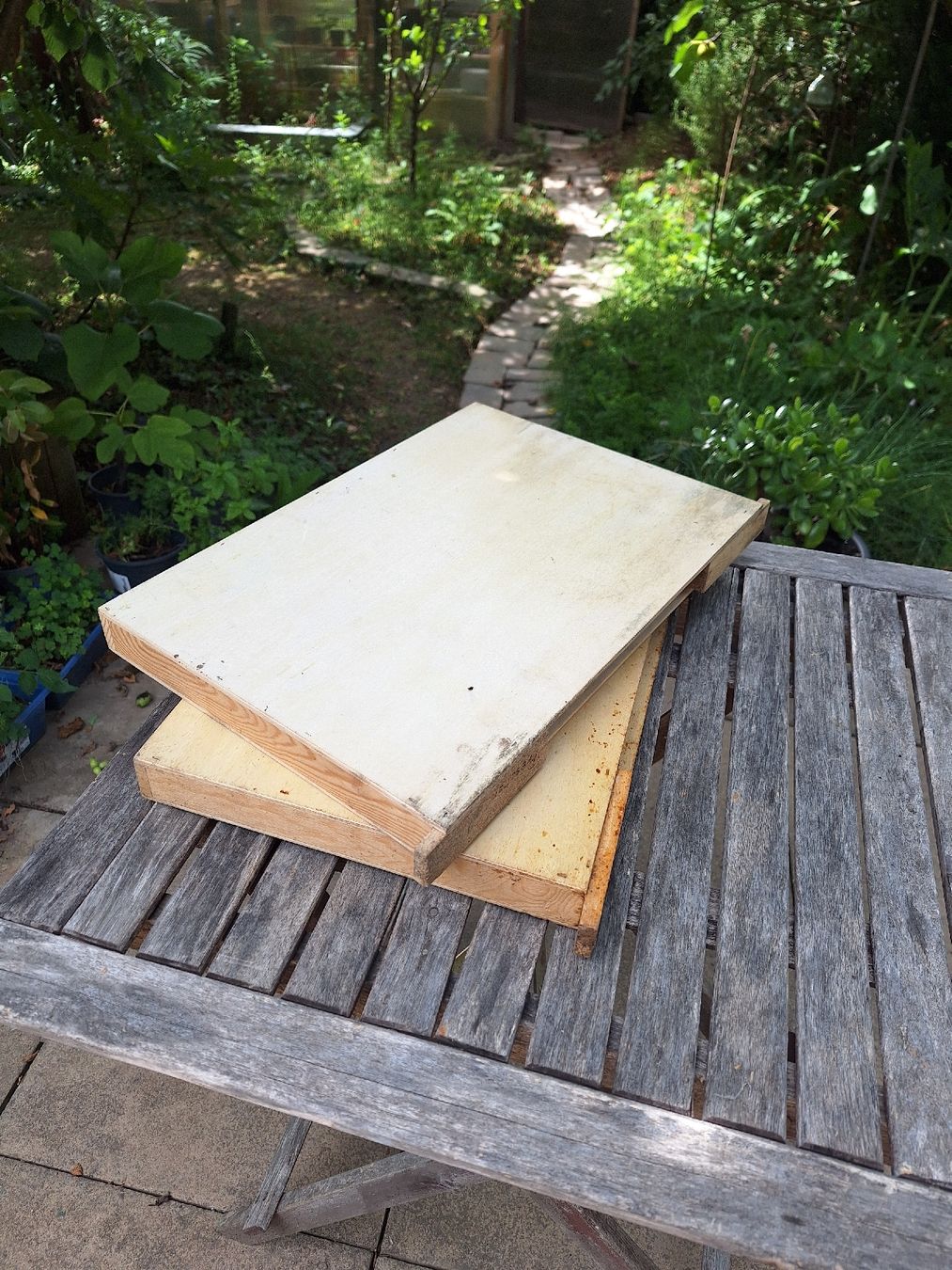 Bienenhäuser: Futtertasche Dadant Blatt – Gebraucht aus Ipsach von nik_6hkj