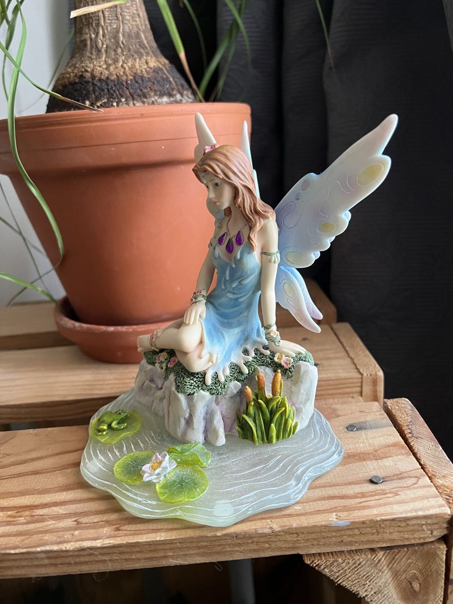 Figuren: Fée – Neu (gemäss Beschreibung) aus Charmey (Gruyère) von ya_12 2