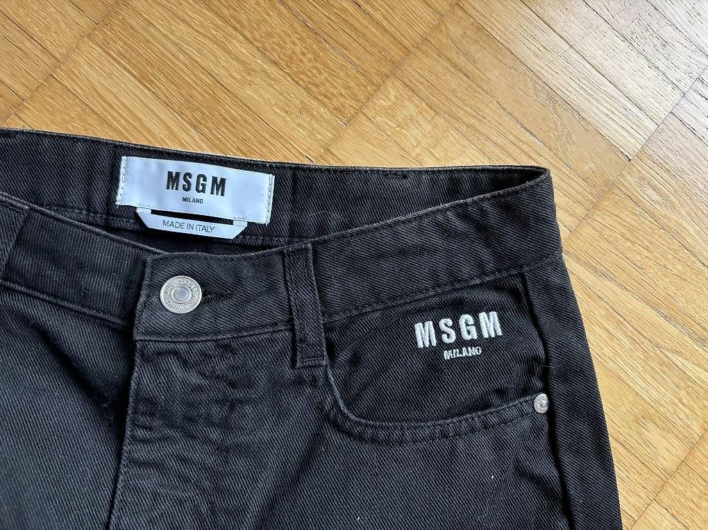 MSGM Gonne: NEU Schwarzer Jeansrock Gr. 36 MSGM NP399.- – Nuovo (secondo la descrizione) da Zürich venduto da enjoyxvintage 3