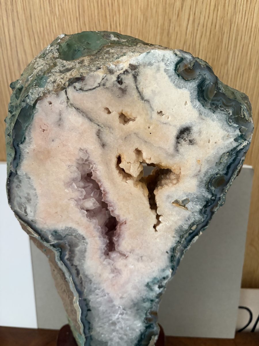 Minéraux & Lithothérapie: Amethyst Druse  – D'occasion à Hochfelden par larson27 1