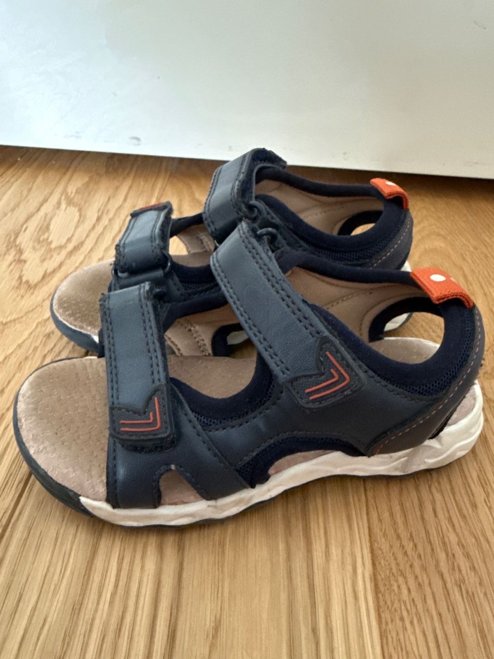 Adidas Schuhe für Jungen: Jungs Sandalen Gr.26 – Gebraucht aus Schönenwerd von d.chiara