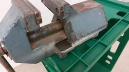 Schraubstock / Amboss, gebraucht, ideal für Werkstatt! 80mm