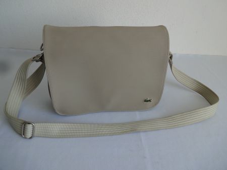 Orig. ""  Lacoste "" Umhängetasche