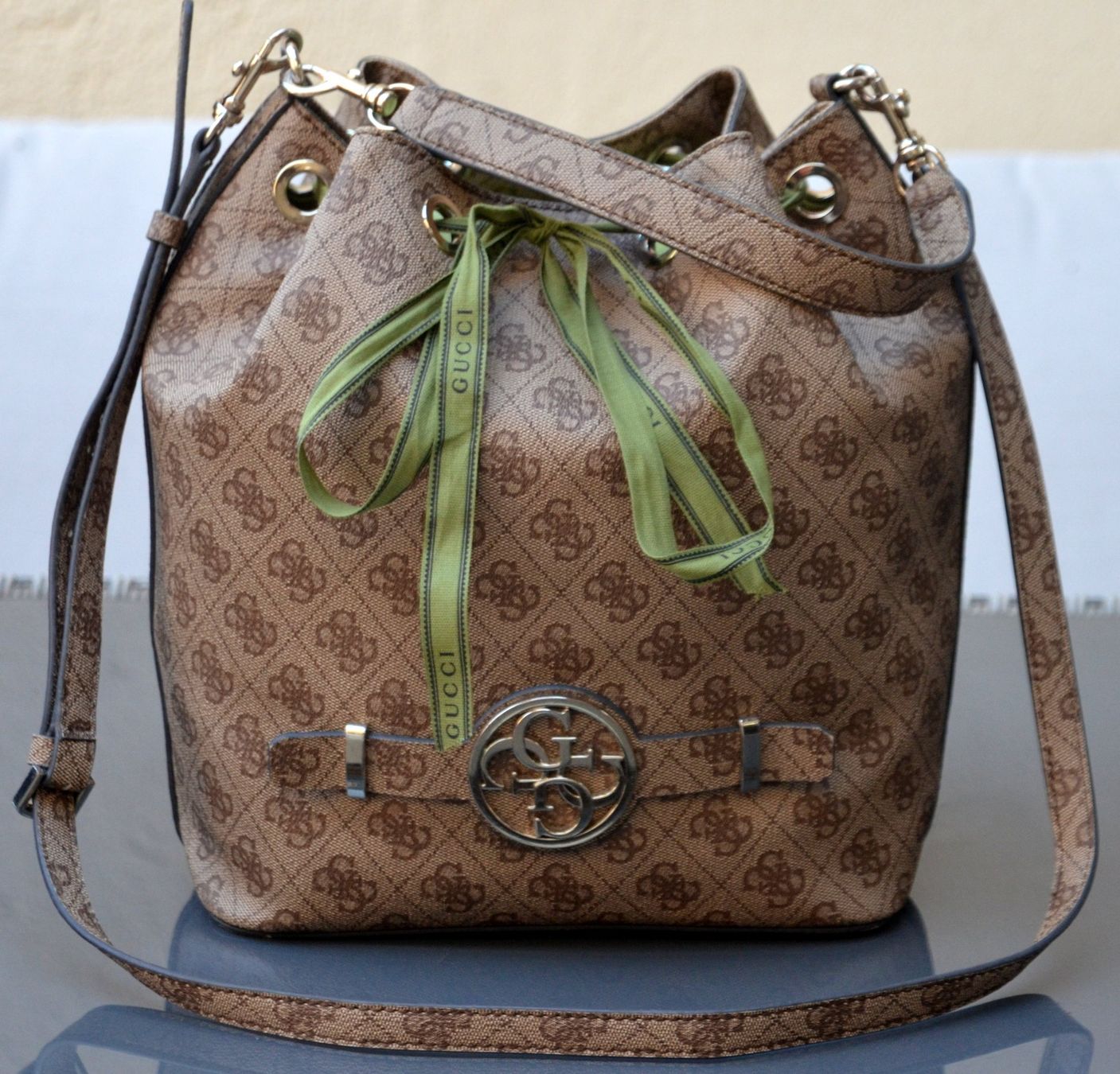 Guess Borse da donna: Guess Tasche / sac – Usato da Collonges venduto da arashee 3