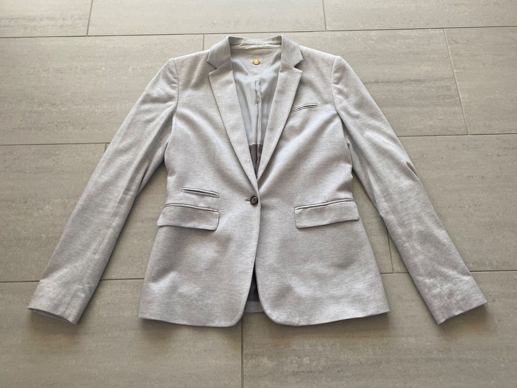 Massimo Dutti Giacche: Hellblauer Blazer von Massimo Dutti - Grösse 38 – Usato da Uetikon am See venduto da cristalllina