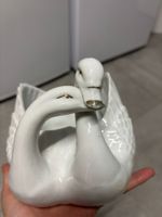 Joli cache pot couple de cygne blanc
