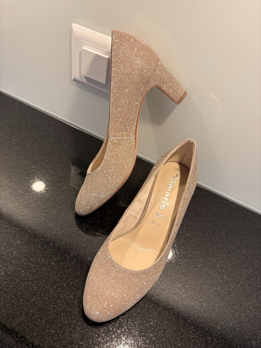 Tamaris Scarpe da donna: Neue Tamaris Glitzerpumps 38 – Nuovo (secondo la descrizione) da Schaffhausen venduto da 2nd_Glory