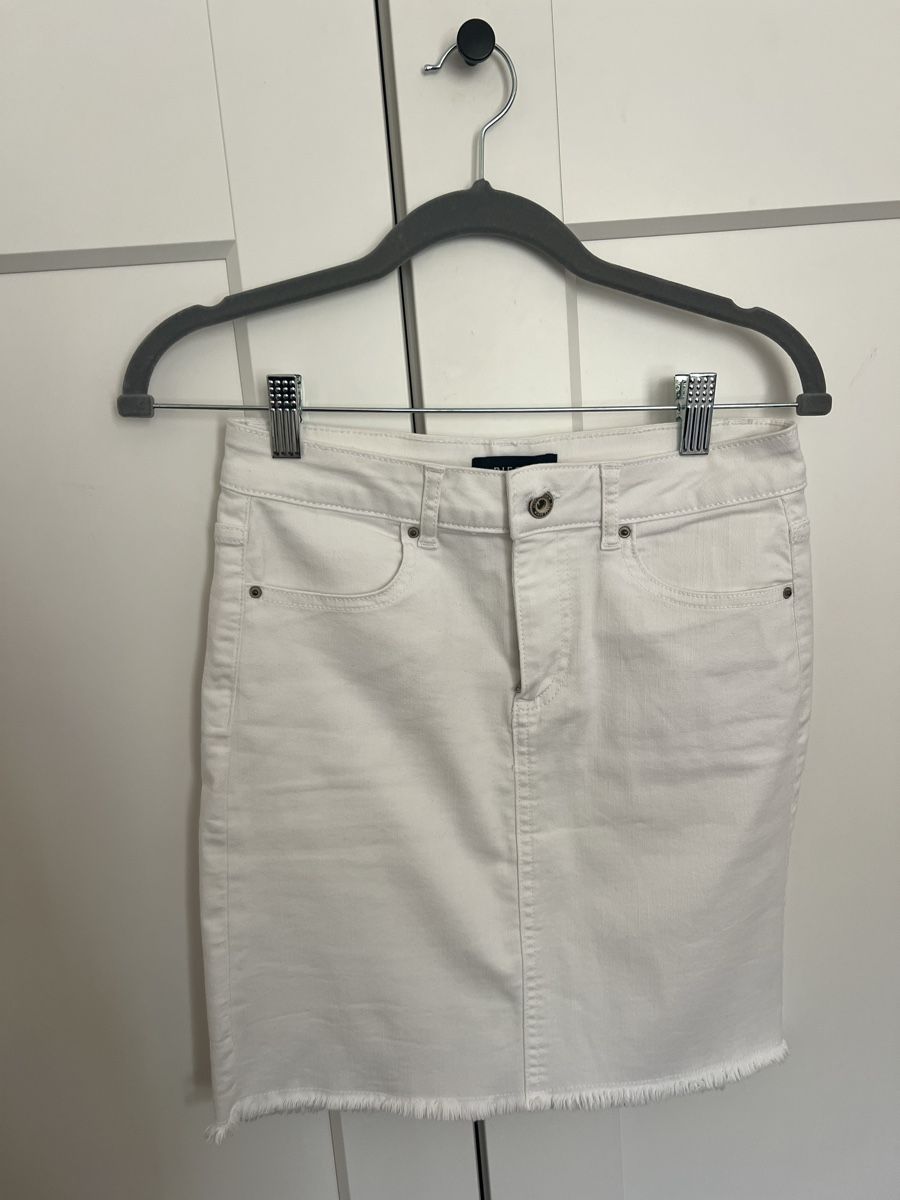 Gonne: Minirock, Weiss, Gr. S – Usato da Grindelwald venduto da wand_24