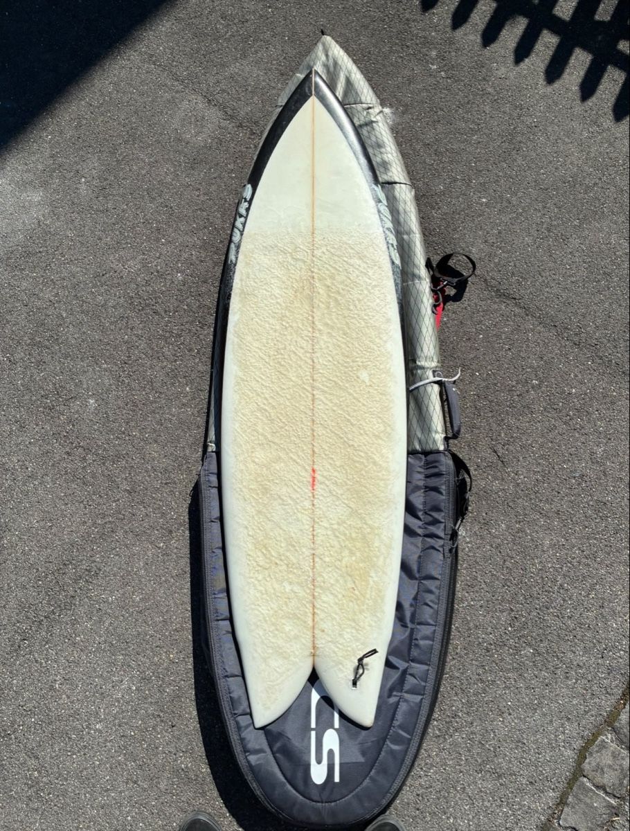 Tavole da surf e di nuoto: Chris Christenson Pukas Surfboard 5.7" – Usato da Thun venduto da gin_ff5z 1