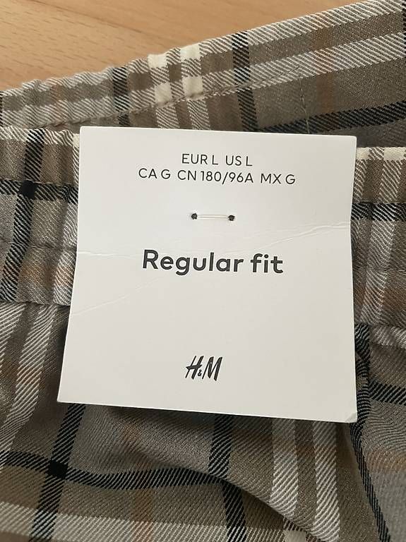 Pantaloni: H&M Hosen – Usato da Bern venduto da Milena2323 2