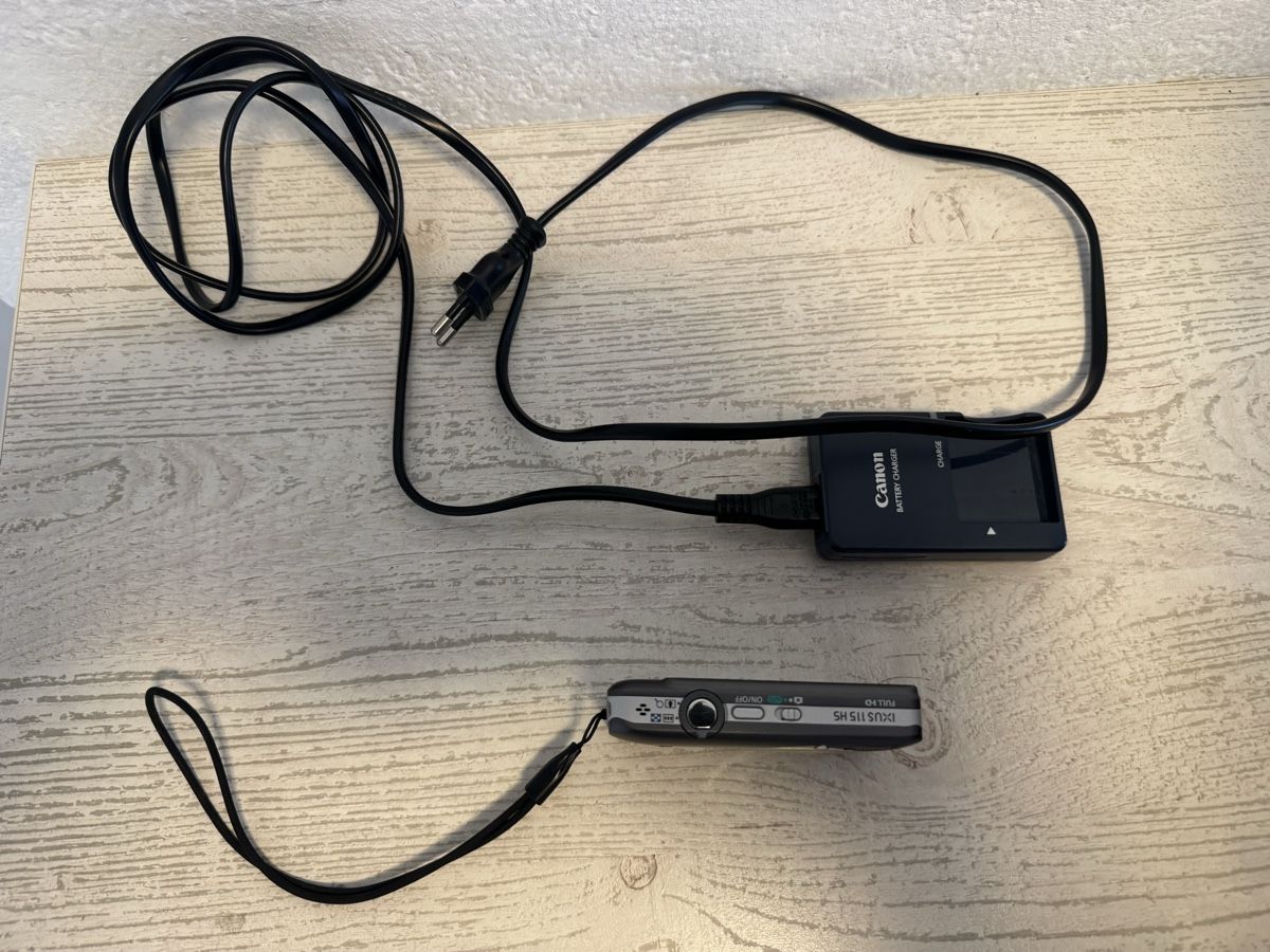 Canon Kamera: Canon ixus 115 hs Digitalkamera – Gebraucht aus Zunzgen von milesdavis76 2