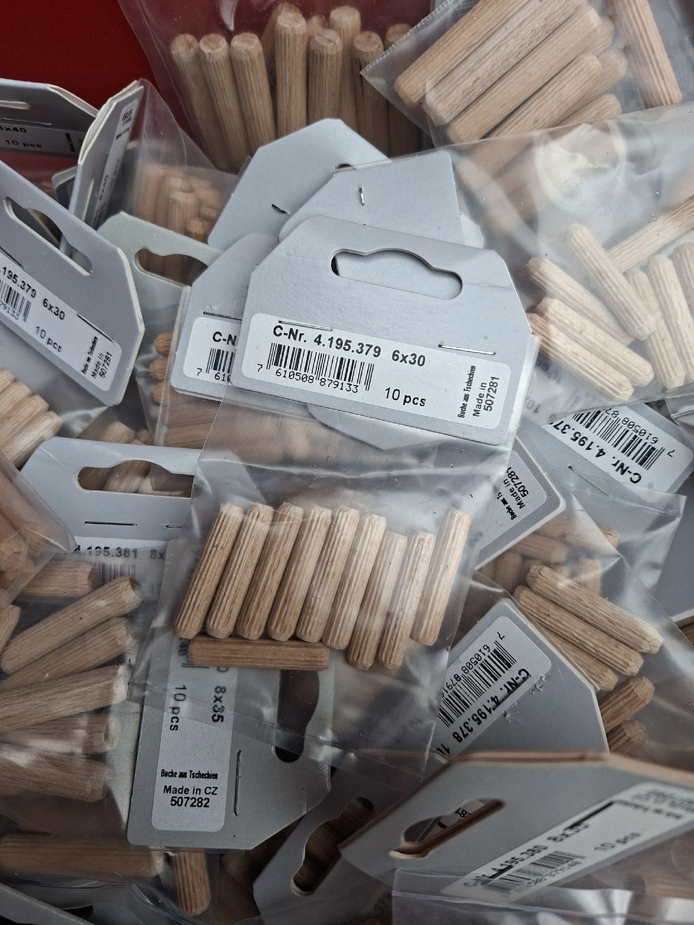 Articoli in legno: Posten Holz Dübel diverse Grössen – Nuovo (secondo la descrizione) da Giswil venduto da Svab1999 1
