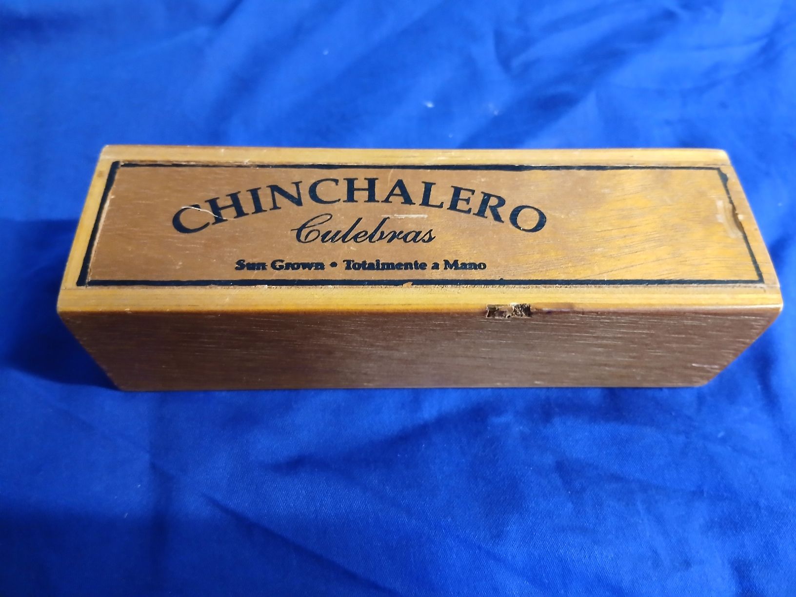 Articoli in legno: Zigarrenbox CHINCHALERO Culebras Holzbox mit 2 Zigarren – Usato da Hildisrieden venduto da fam_hpj2