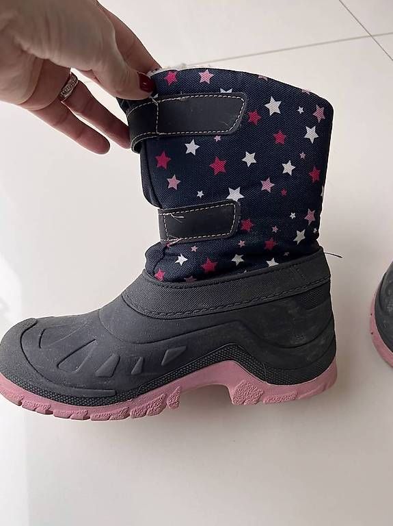 Scarpe per ragazze: Bottes de neige taille 35-36 – Usato da Epalinges venduto da Kallem 2